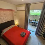 Stylish - Your Private Place In Lamía