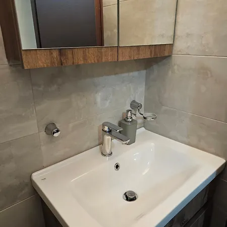 Stylish - Your Private Place In شقة لميا