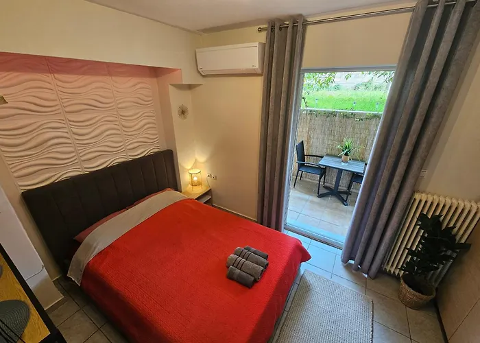 Stylish - Your Private Place In Lamía